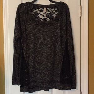 NWOT Vanity Lace Tunic